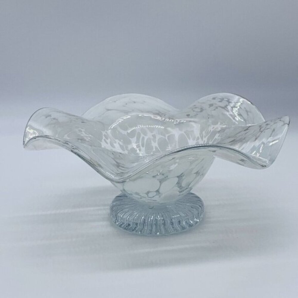 Vintage Studio Art Glass‎ White Centerpiece Bowl Dish Footed Bowl 4”T 8”W